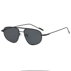 Sunglasses Classic Fashion Vintage Metal Pilot Men Women Designer Ins Trend Travel Cool Sun Glasses For Male UV400