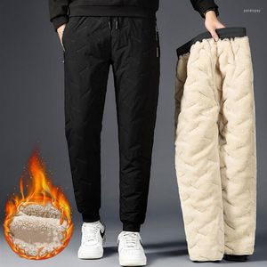 Mäns byxor 2023 Mäns varma förtjockar Sweatpants Winter Lambwool Fashion Joggers Water Proof Casual Men Plus Fleece 7xl Size Trousers