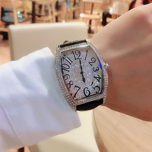 Relógios de pulso Diamante completo Diamante Big Dial Men's Watch Unisex Square Ladies Fashion Rhinestone Leather Relogio Masculino Women Man Man