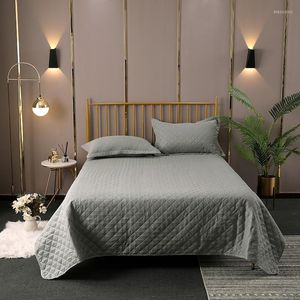 Zestawy pościeli 45 3PCS Zestaw łóżka Pure Color Cover Bedspread Mattress Koc płaski prześcieradła poduszka