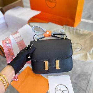 Designers Bags Luxurys handbag Shoulder Bag Letter design woman Crossbody handbags banquet Wallet fashion leisure purse friends style Box dust bag very nice