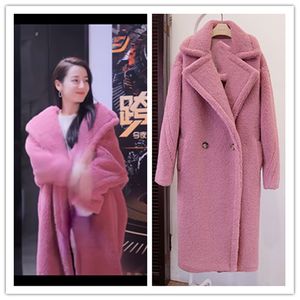 Pelliccia femminile in finto pelliccia inverno rosa rivestimento di medi lunghezza lana di agnello con moda spessa 230111