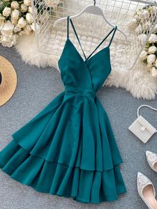 Casual Dresses 2023 Summer Vacation Women's Beach Dress Sexig V-ringad ärmlös Ruffle A-Line White/Red/Green For Female Vestidos Verano