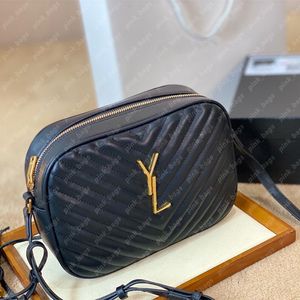 Kamera Çanta Tasarımcı Omuz Çantaları Tassel Lou Quilted Crossbody Womens Tasarımcıları Çanta Kadın Lüks El çantaları Çapraz Vücut Tavaları Messenger