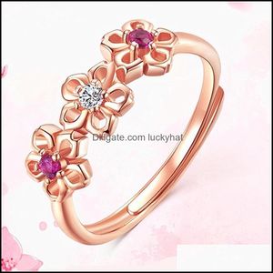 Anelli a fascia Accessori di vendita Anello di trifoglio Placcato oro rosa Blooming Plum Europa e America Flower Womens Drop Delivery Jewelry Dhcvk