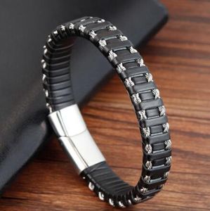 Bracelets de charme masculino de pulseira de couro preto casual punk jóias de fecho magnético