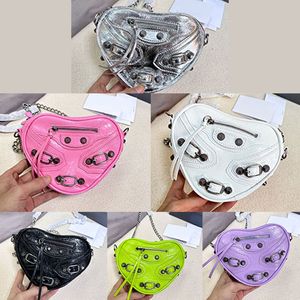 Heart Love Chain Bag Designer Luxury Rivet Mini Borse Crossbody Shoulder Handabgs Pelle di pecora pieghettata Ragazze Clutch Dinner Bags Borsa piccola Portafogli Vera pelle