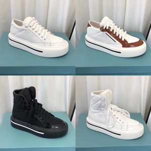 Designerskor för män Macro Re-Nylon borstat läder High-top sneakers Kvinnor Platform Sneaker Duk Låg topp gummisula Casual Shoe With Box 287