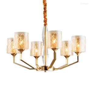 Lâmpadas pendentes leves de luxo pós -moderno El Clothing Loja Sala de estar Quarto para jantar nórdico Minimalista Cristal Candeliers