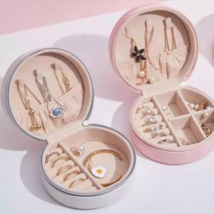 Travel Jewelry Case PU Leather Bridesmaid Gift Boxes Necklace Ring Earrings Organizer Small Round Jewelry Box Packaging