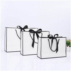 Gift Wrap Creative Design Large Black Border White Kraft Paper Bag With Handle Wedding Party Favor Bowknot Lx01480 Drop Delivery Hom Dhc74