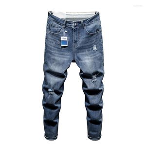 Jeans da uomo 2023 Primavera Taglie forti Panno strappato Classico vintage da uomo Cotone elasticizzato Denim Pantaloni a nove punte Vitalità giovanile