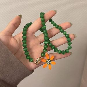 Choker Fresh Summer Orange Flower Pendant Necklace For Women Green Jade Bead String Crystal Clavicle Chain Charm Girl Neck smycken gåva