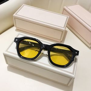 Solglasögonramar som Cutie Trendy Square Rectangle Solglasögon Vintage Kvinnor Märke Design Green Frame Yellow Lens Sun Glasses Men Shades UV400 230113