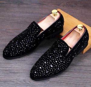 2023 New Dandelion Spikes Flat Leather Shoes Rhinestone Fashion Mens Loafers Dress Shoes Slip on Casual Diamond Pointed Toe Shoes Size38-43