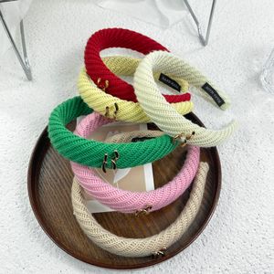Lyxdesigner h￥rn￥l pannband kvinnor elastiska h￥rh￥r handgjorda m￤rke c-bokst￤ver retro stil ￶verdriven personlighet temperament pannband