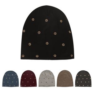 Beanies Beanie/Skull Caps Women Fashion Bead Accessories Baggy Skullies Hats Mjuk elastisk fast färg stickad Casual Cotton Warm Hot Huv