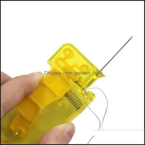 Hantverksverktyg Matic Needle Threader Sewing Device Hand Hine Diy Tool Needles Delar för äldre hushållstillbehör 55 H1 Drop Delive DHVH3