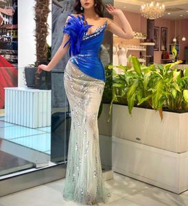 Exquisite Prom Dresses Sleeveless V Neck Feather Satin Appliques Sequins Beaded Diamonds Floor Length Celebrity Formal Lace Evening Dresses Plus Size Custom Made