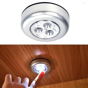 Luzes noturnas luminárias de parede de luz LED sem fio Lâmpada de lâmpada de touch small bateria de armário de armário de armário de guarda -roupa escadas