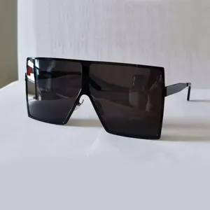 Óculos de sol de máscara de tamanho grande para mulheres black metal lente cinza escuro lentes grandes copos homens moda de sol tons tons de proteção UV400 com caixa