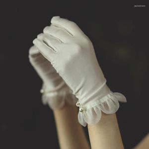 Nagłówki rękawiczki ślubne Białe krótkie satynowe koronkowe sukienki ślubne wieczorne akcesoria
