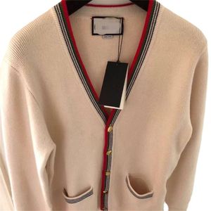 Kobiety Sweater Designer Knitted Cardigan List Modna swetry w szyku w szyku długotropiewane swobodne koszule na dzianinowe kurtka jesień
