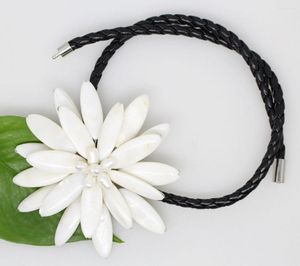 Choker Beauty 75 mm einzelne Blumen-Halskette, 45,7 cm, Perlmutt-Muschel, handgefertigt, Farbe wählen