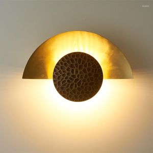 Vägglampor Helix Sconce Crescent Lamp Personlighet Vintage Creative Bakgrund Bedside Designer Heminredning Belysning