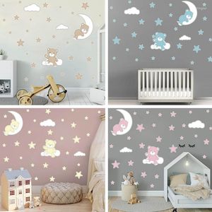 Adesivi murali Simpatico orso con stelle lunari per bambini Cameretta per la casa Asilo nido Adesivo decorativo artistico Decalcomanie per camera da letto per bambini Murales