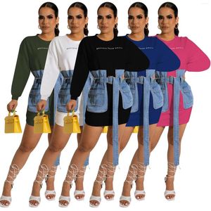 Abiti casual Arrivi autunnali Abito da donna in denim Patchwork Lettere Ricamo T-shirt a maniche lunghe Abito da festa alla moda con cintura