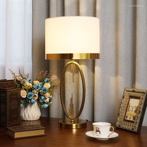 Table Lamps Nordic Modern Metal Pipe Shape Bedside Lamp Bedroom Light Crearive Living Room Wedding Decoration Household