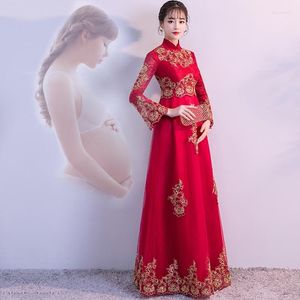 エスニック服の赤い妊娠花嫁ウエストウェディングガウン女性のための伝統的な中華服