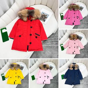 Designer infantil casaco de casaco de inverno menino menina de bebês jaquetas de roupas com crachá de garganta quentes de casacos infantis parkas clássico