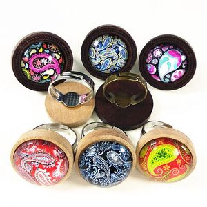 Bant Yüzük Halkası 24 PCS/Lot Ahşap Cabochons Mandala Bandala Çiçekleri ile Kaju Kaju Etnik Rüzgar Cam Parmak Kızlar için