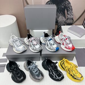 23SS 3XL Designer Men Woman Retro Casual Shoes Black and White Sneakers Mesh Bekväm nylon Sneakers Personliga skosnören Storlek 35-45 med låda