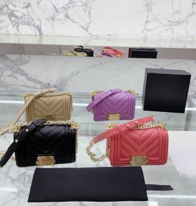 Tasarımcı Çanta Bir Omuz Çantası Kadın Lüks Çanta Crossbody Çanta Sıfır Çanta Koltukaltı Çanta Çanta Metal Kilitleme Toka Moda rahat