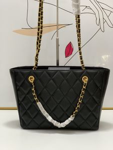 Bolsa de designer de luxo de caviar mulher bolsa bolsa de compras bolsa de luxo saco cl￡ssico saco cc uma bolsa de ombro de ombro de moda bola crossbody cadeia de cadeia de grandes capacidade
