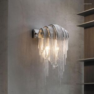 Lampa ścienna nowoczesne frędzle LED łańcuch aluminiowy do sypialni nocny salon korytarz domowy oświetlenie luksusowe połysk kinkiet