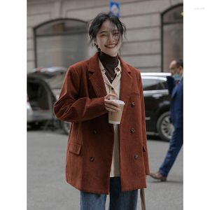 Kvinnors kostymer 2023 Corduroy Suit Casual Coat Women's Autumn and Winter Vintage Design