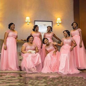 2023 Розовые платья подружки невесты короткие рукава кружевные аппликация лента пляж пляж пляж пляж и размер свадебные гостевые платья на заказ