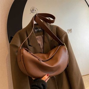 Axelväskor kvinnors handväska högkvalitativ mjuk läder ny sidväska för damer casual hobos sac designer crossbody 230116