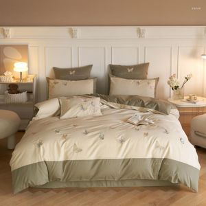 Bedding Sets Luxury Burchous de luxo macio de 600tc de algodão elegante bordado com capa de lençol de bordados 3/4pcs de retalhos de retalhos de retalhos de borboleta