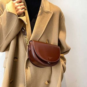 Omuz çantaları 2023 Tasarımcı Lüks Deri Crossbody Çanta Kadınlar için Kahverengi Bayanlar Vintage Flep El Çantaları Kadın SAC 230116