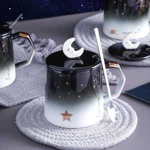 Tassen Kreative Sterntasse Individueller Trend Keramik Wassertasse Nordic Milch Kaffee Tee mit Deckel Löffel