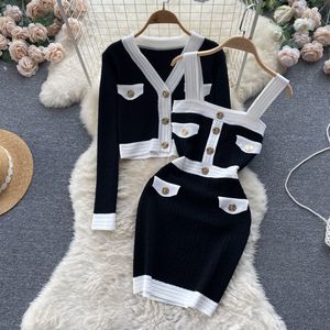 Fashion Women's Sweater and Dresses Two Pieces Sets Knits Hoodies Letters Long Sleeves Blouse Shirts Spring Fall Terry Sweaters sweatshirt Skirts Knitting Clothing