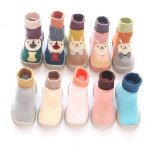 Första vandrare Baby Boys Girls Sock Shoes Autumn Non-Slip Floor Socks Kids Soft Rubber Sole Toddler Shoes Socks Baby Socks With Rubber Sules 230114