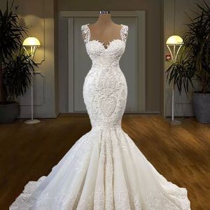 2023 Gorgeous Mermaid Wedding Dresses Bridal Gown Lace Applique Straps Beaded Corset Back Custom Made Beach Country Plus Size vest213L