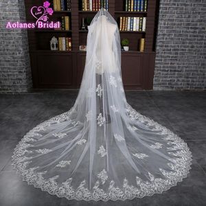 Bridal Veils Luksusowe 3 -M Starciowe aplikacje koronkowe Wedding Tiul Ivory/White Cathedral z akcesoriami grzebieniowymi