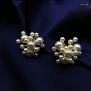 Kolczyki sztyfty S925 srebrna igła wersja koreańska duża perła kwiatowa biżuteria przesadzona prosta wysokiej klasy klejnot